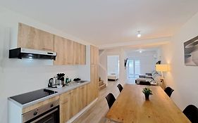 Mascate - Appartement Climatise En Hypercentre